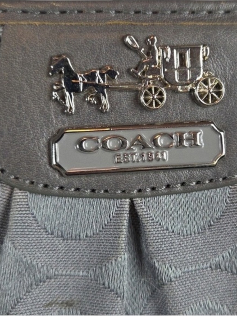 Coach Small Signature Canvas Wallet in Gray with Silver Hardware - Picture 3 of 9